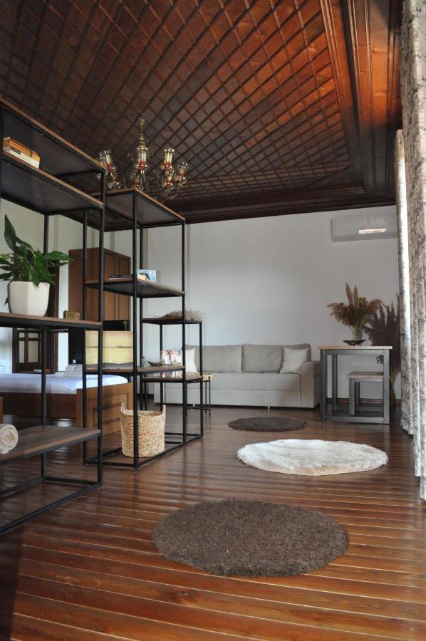 Timber Guest House Berat Ngoại thất bức ảnh